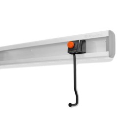 Husqvarna – hak do narzędzi z otworem na łatwe zawieszanie