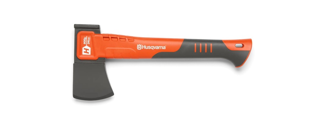 Siekiery i narzędzia leśne – profesjonalny sprzęt